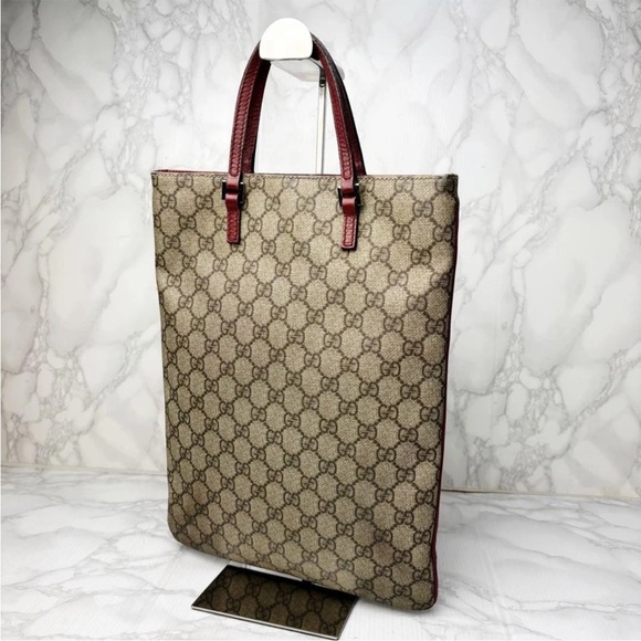 Gucci Beige Monogram Tote with Burgundy Handles - Picture 2 of 10